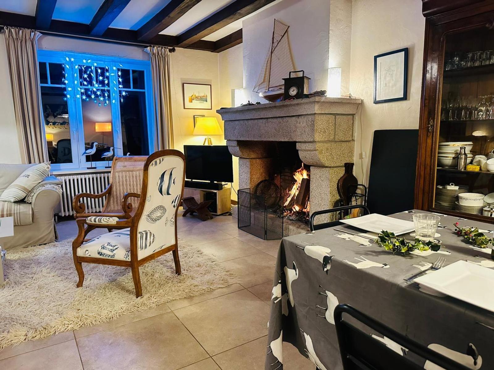 Maison Lumineuse 2Mn Plage Et Village De Morgat 卡松 外观 照片